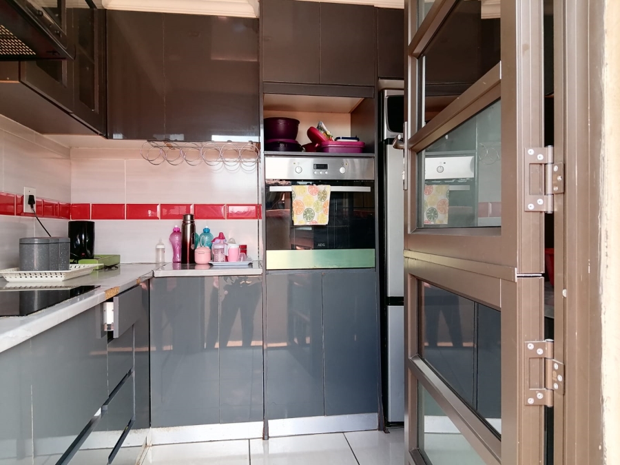 3 Bedroom Property for Sale in Tlhabane West North West